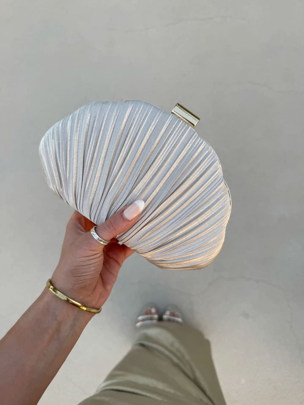 Pleated Seashell Evening Clutch - Elegant Satin Party Purse with Gold Hardware